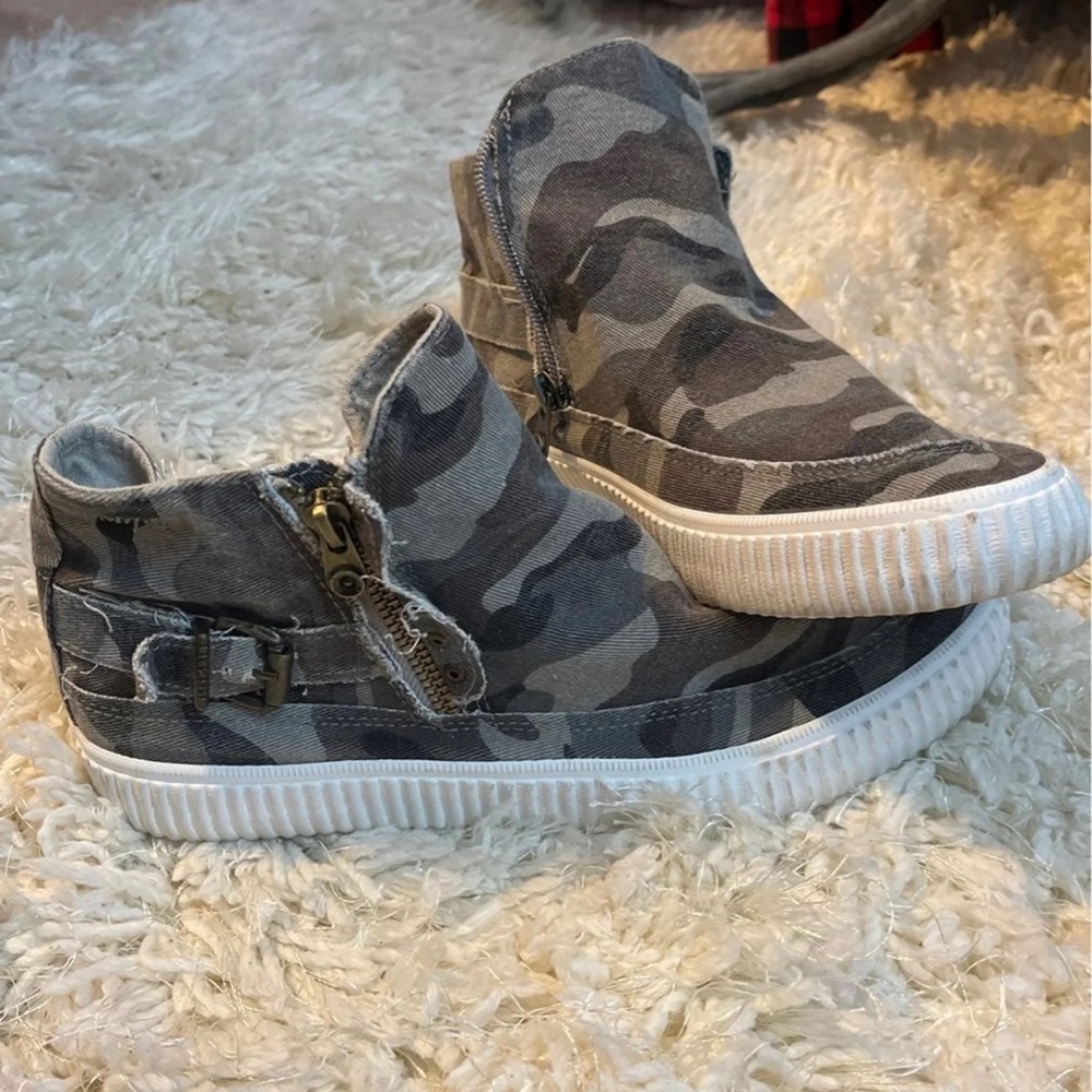 Camo Blowfish Shoes
